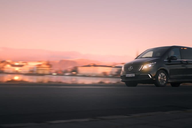 4-hour Private Reykjavik City Tour - Deep Dive into the Stops