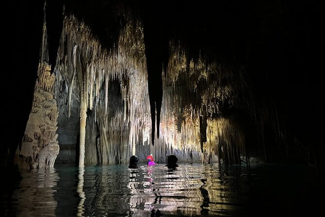 4 hours enjoying unique aquatic caves in Mallorca - Who Will Love This Tour?
