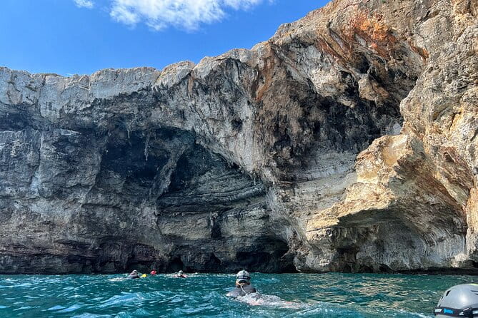 4 hours enjoying unique aquatic caves in Mallorca - FAQ