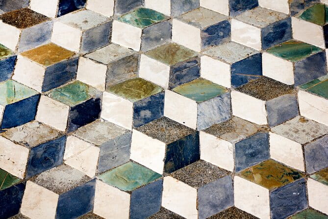 4 Hours Herculaneum Private Tour from Naples - Exploring the Thermal Spas and Unique Buildings