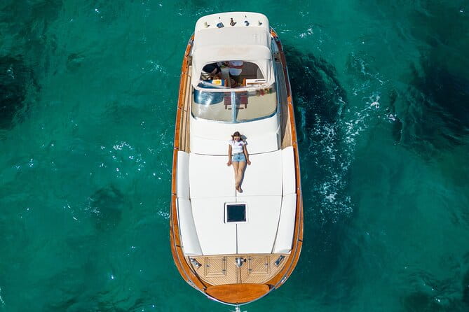4 Hours Private Boat Tour of Capri - Exploring the Itinerary: What You’ll See and Experience