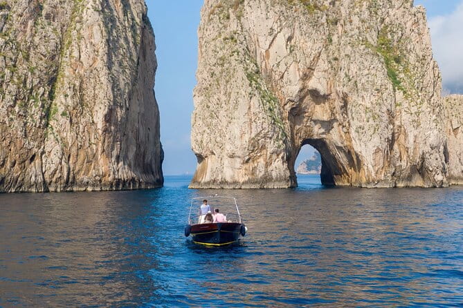 4 Hours Private Boat Tour of Capri - FAQ