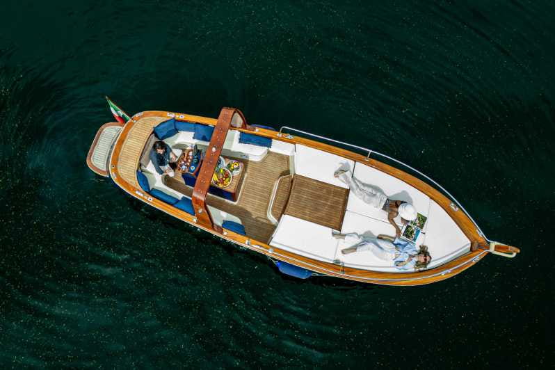 4 Hours Private Boat Touron Como Lake, Bellagio: (Wood Boat) - Exploring Lake Como on a Private Wooden Boat