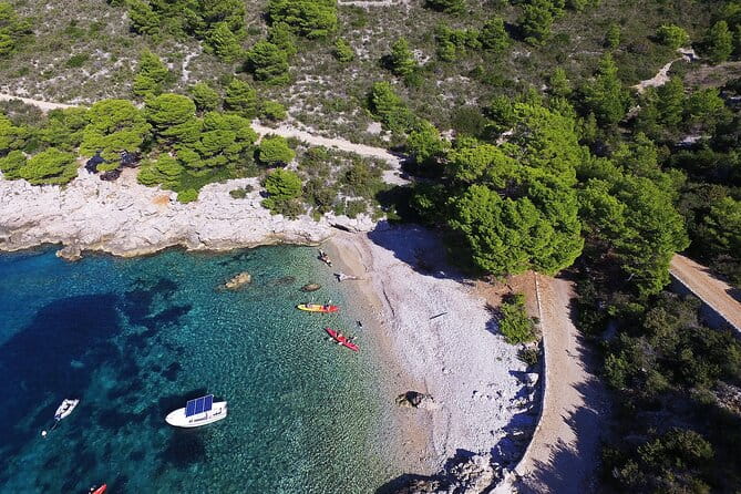 4 Hours Sea Kayaking from Komia - Discovering Sea Caves and Islets: Nature’s Hidden Treasures