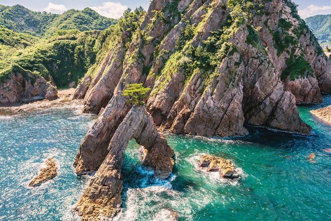 5 Day One Way Bus Trip to Fukuoka From Osaka via Sanin - Pickup Information