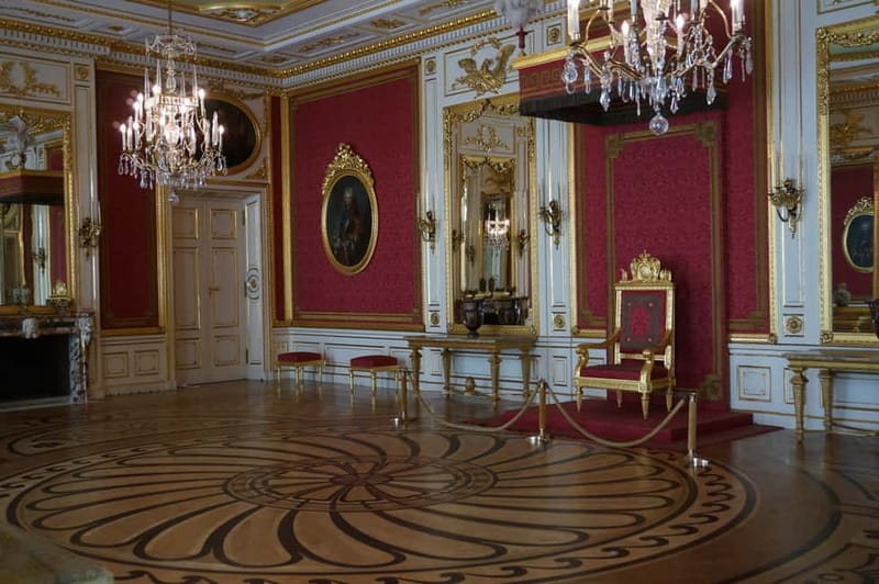 5-hour: Royal Castle, Old Town and POLIN Museum/inc.Pick-up/ - Key Points / Takeaways