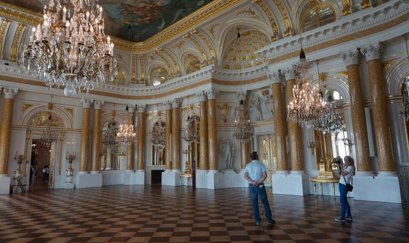 5-hour: Royal Castle, Old Town, Wilanow Palace /inc.Pick-up/ - FAQ