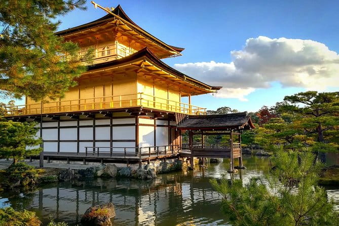 5 Top Highlights of Kyoto Full Day Bike Tour (E-Bike Option) - Appreciating the Architectural Marvels