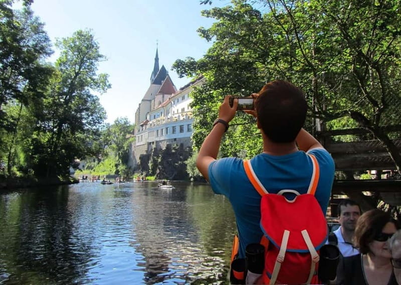 5h All-in SUMMER Tour River Cruise, Castle, Lunch & Treats - Exploring Český Krumlov: From the Town Square to the Castle