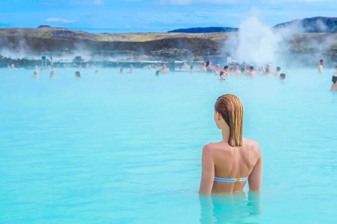 6-Day Iceland Adventure Pack - Day 5: Reykjadalur Hot Springs and Lava Landscapes