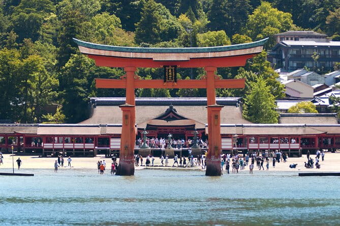 6 Day Private MINIBUS Tour to Kyoto via Fukui From Fukuoka - Key Points