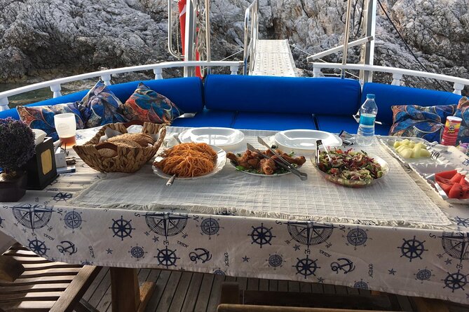 6 Hours Private Charter Boat Tour With Lunch in Bodrum - Reviews and Ratings