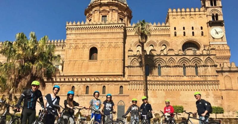 6 speed Citybike Rental in Palermo - Entering the Heart of Palermo