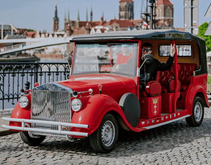 60 min of sightseeing in retro cars, Gdansk - Who Will Love This Experience?