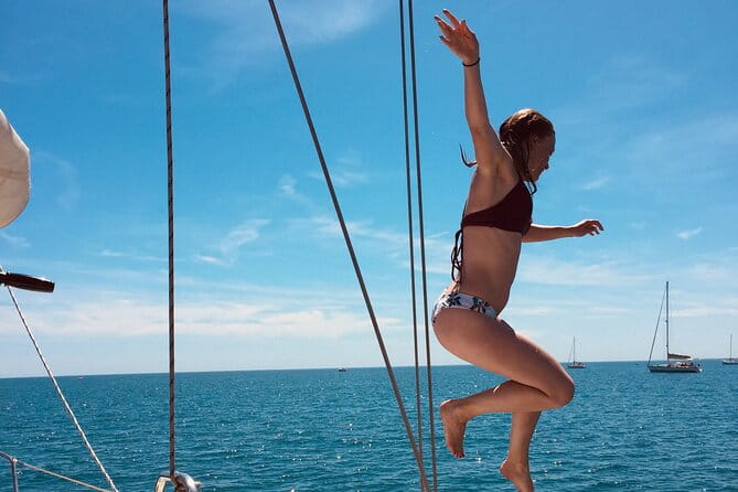 7-day cruise in a 12-meter sailboat - Who Would Love This Experience?