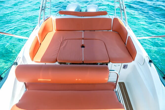 7 Hour Private Charter Rental "La Fueguina" in Ibiza - A Full Breakdown of the "La Fueguina" Experience