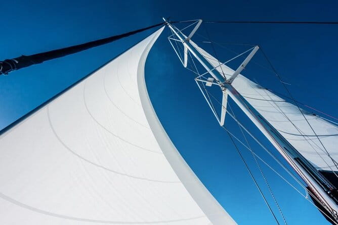 7 Hours Naxos Sailing Experience - A Thorough Review of the 7 Hours Naxos Sailing Experience