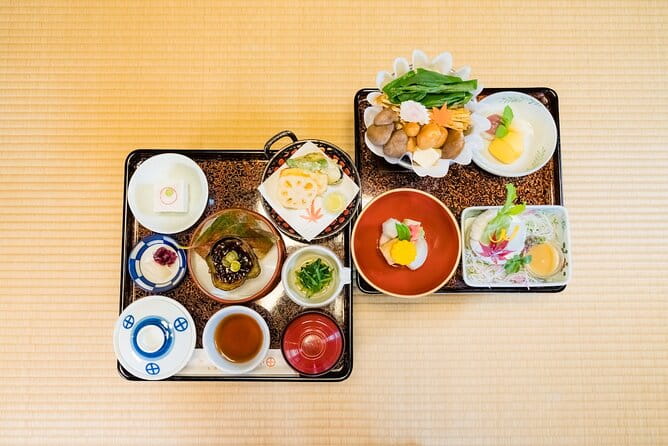 7 Hours Tour Enjoyment Light Plan in Koyasan - Itinerary Highlights