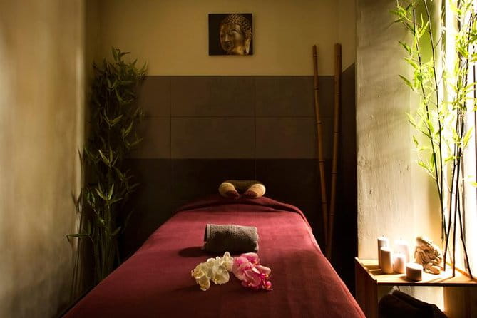 90-Minute Aroma Oil Massage plus 20' min Free Fish Pedi - Introduction: An Authentic Relaxation Break in Athens