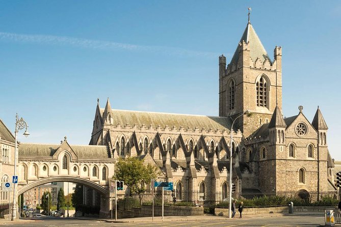 90 Minute Dublin Walking Tour and Sightseeing Tips - Reviews and Badge of Excellence