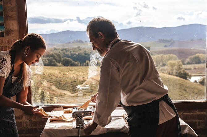 A Brunello Cooking Class with Vineyards View Winery - Who Is This Tour Best For?