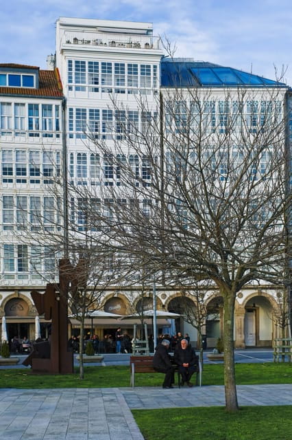 A Coruña: 4-Hour Guided City Walking Tour with Food Tasting - Key Points / Takeaways