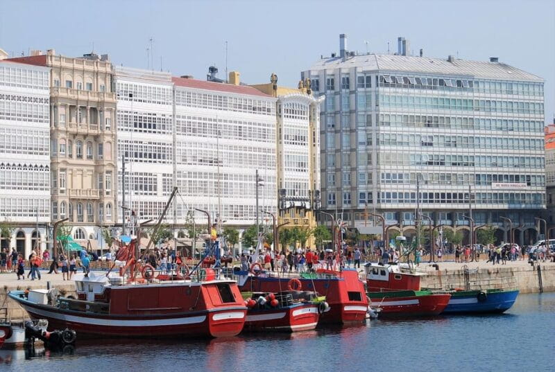 A Coruña: 4-Hour Guided City Walking Tour with Food Tasting - Discovering A Coruña: A Tour That Combines Sights, Stories, and Flavors