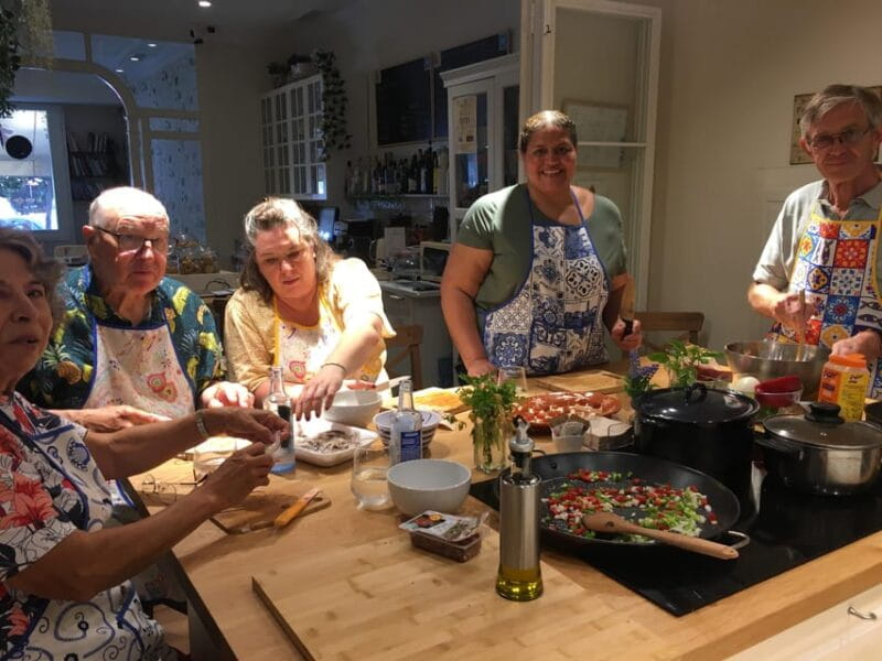 A Coruña: Local Market Shopping and Cooking Workshop - FAQ