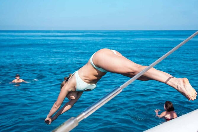 A Day at Sea on a Catamaran from Calpe or Altea with Barbecue - FAQ