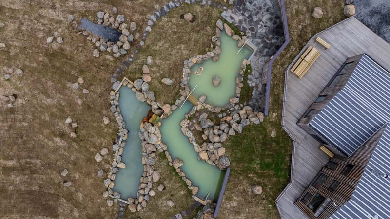 A day in Kerlingarfjöll: Highlands and hot springs - Lunch and Rest at Highland Base Restaurant