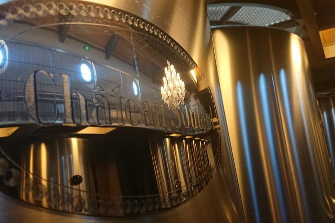 A day in Saint-Émilion and its Châteaux in a private tour (Van Luxe) - Strolling Through Medieval Saint-Émilion