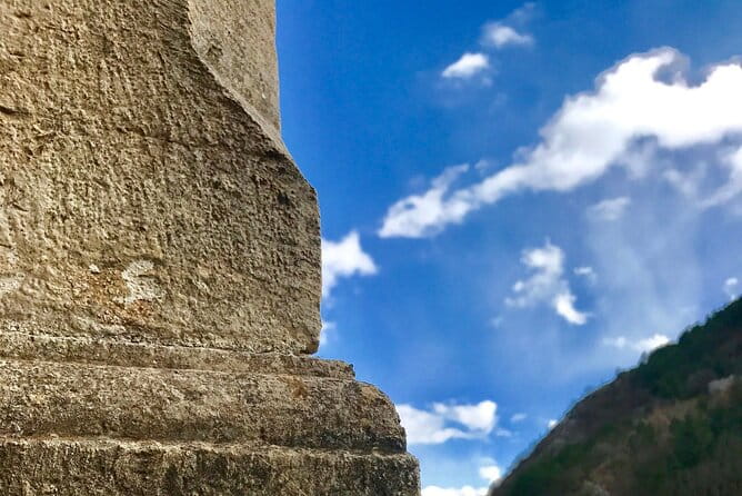 A day with the shepherd milking sheeps and making cheese in the National Park of Abruzzo - Who Would Love This Tour?