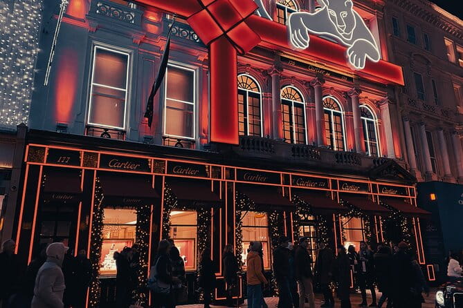 A Fairytale Christmas Day with Food and Christmas Concert - Trafalgar Square: The Christmas Tree and Decorations