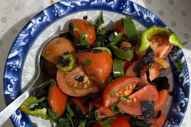 A Gastronomic Private Guided Journey Through Tbilisi - The Great Synagogue and Sioni Cathedral: Religious Tapestry