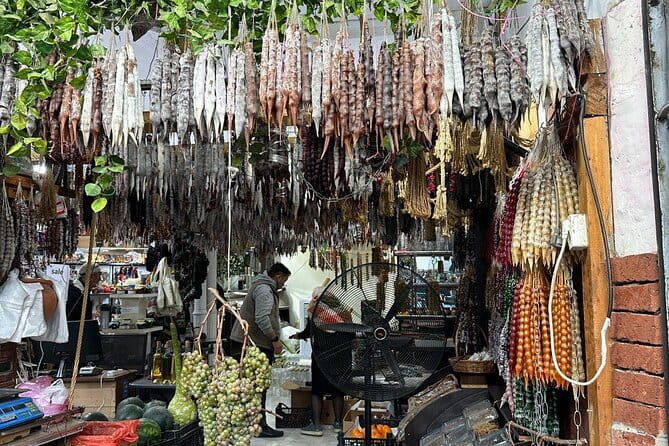 A Gastronomic Private Guided Journey Through Tbilisi - Lunch on Erekle Street: A Foodie’s Delight