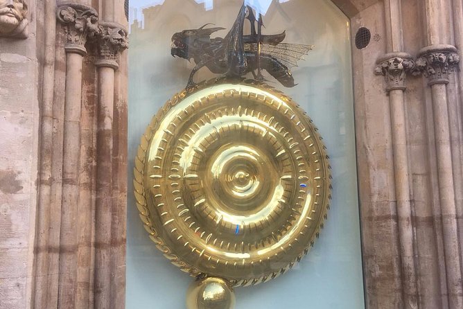 A Guided Public Tour of Historic Cambridge - Accessibility and Cancellation Policy