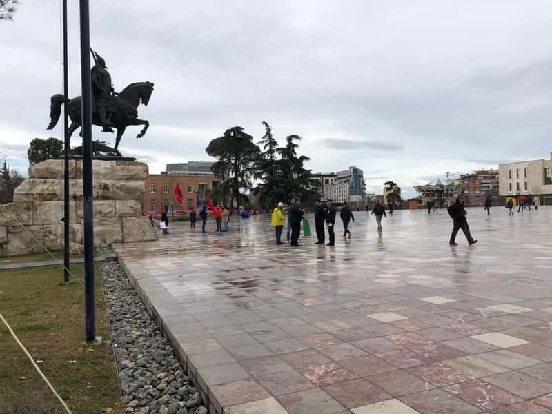 A short walking tour showing all in Tirana - Key Points / Takeaways