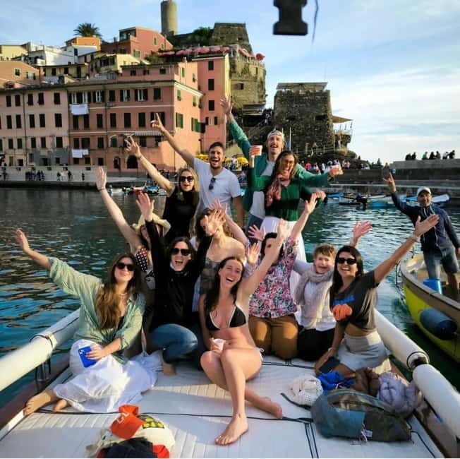 A unique experience of the Cinque Terre by sea. - Exploring the Cinque Terre by Sea: A Deep Dive