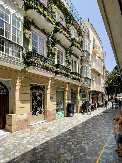 A Walk Through History: Easy Cartagena in 90 Minutes - Exploring Cartagena on Foot: A Practical Guide