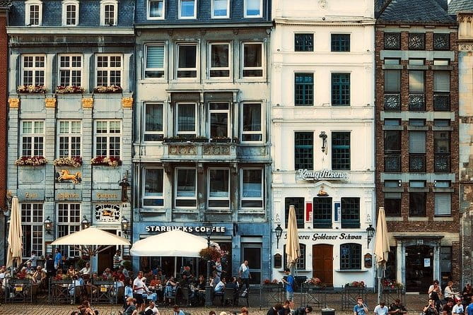 Aachen Private Walking Tour With A Professional Guide - Why Choose a Private Guided Tour of Aachen?