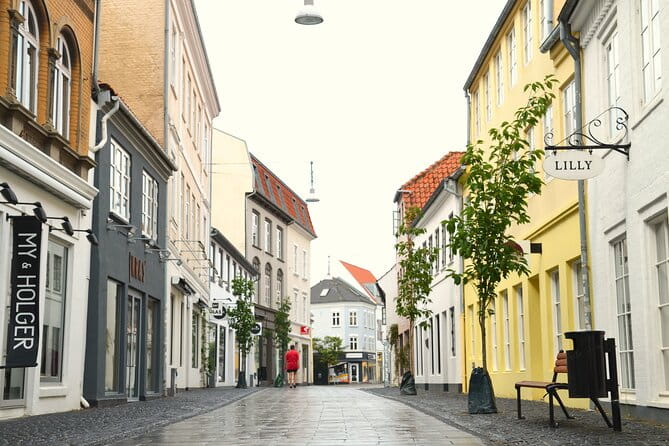 Aalborg Historical Treasures: A Walking Tour - Detailed Breakdown of the Itinerary