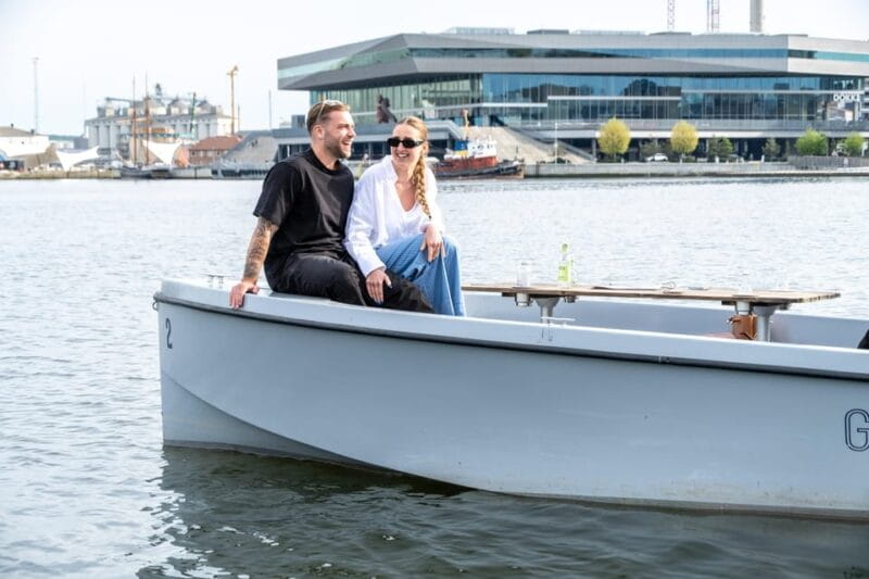 Aarhus: 1 or 1,5 Hour Boat Rental - No License Required - Key points / Takeaways