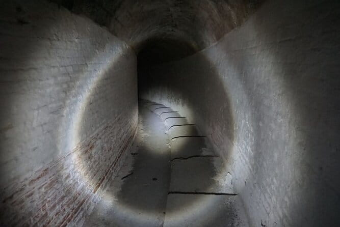 Abandoned and haunted military base - the ghosts tour - Exploring the Forgotten World of Fort Chitila