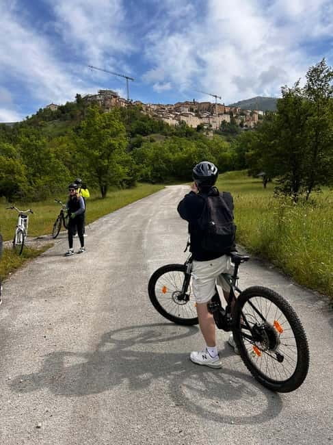 Abruzzo: Incredible e-bike adventures admiring the 4 medieval towers - FAQ