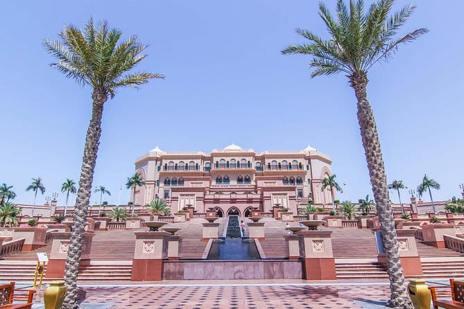 Abu Dhabi Full-Day City Sightseeing Tour From Dubai - Central Souq