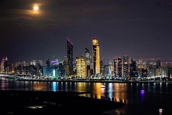 Abu Dhabi Tour With Sheikh Zayed Grand Mosque & BAPS Hindu Mandir - Tour Duration and Group Size