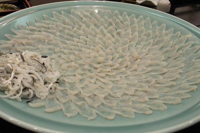 Adventurous Japanese Food Tour in Tokyo - Savoring the Flavors of Yakitori and Sushi