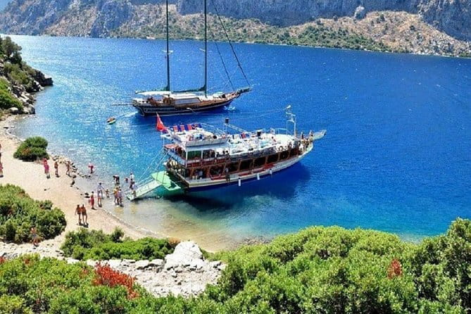 Aegean Islands Boat Trips From Marmaris & Icmeler - Lunch at Selimiye: A Taste of Local Flavor