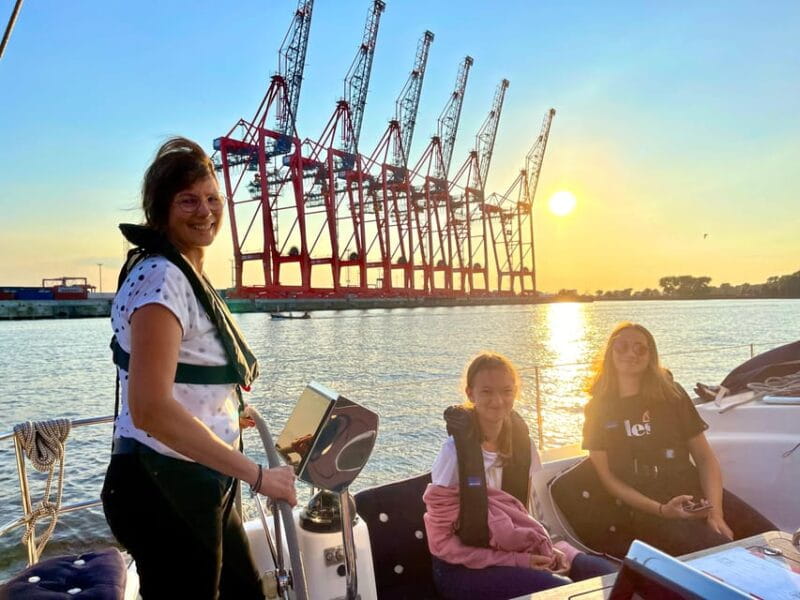 "After Work" - Sailing-Yacht Cruising Event, Hamburg/Elbe - Starting Point: Hamburg’s Iconic Harbor Close to the Elbphilharmonie