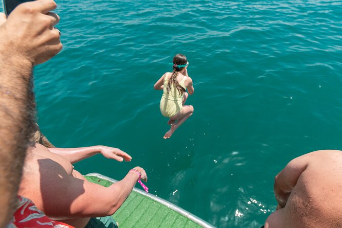 Agadir Phantom Boat Trip With Lunch Included - Schedule and Capacity